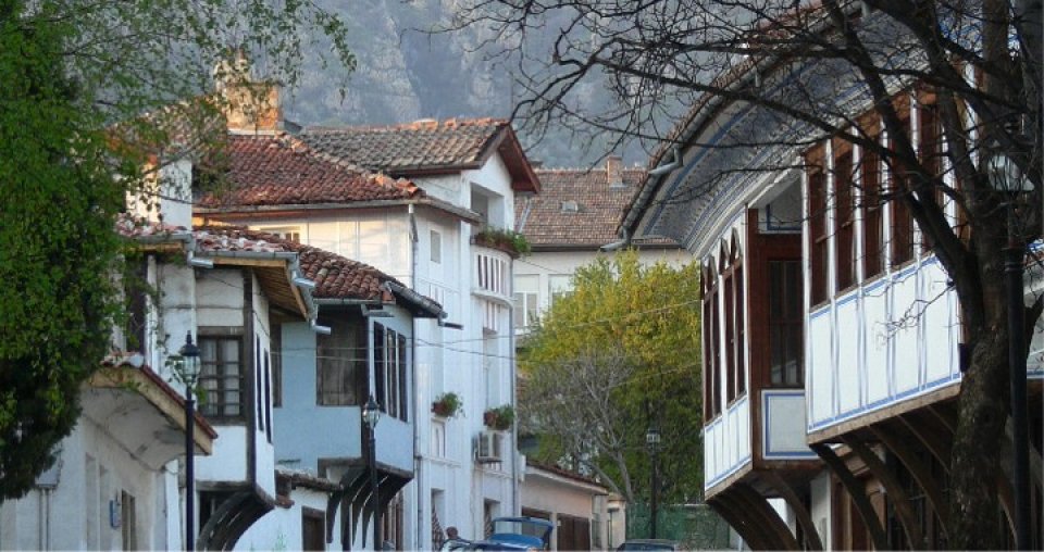 urban green in Karlovo, Bulgaria