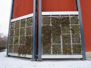 UNaLab Arctic Green wall in winter