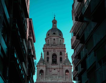 History building in Mucia